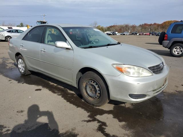 Photo 4 from auction – 2002 TOYOTA CAMRY LE with VIN JTDBE32K520094809
