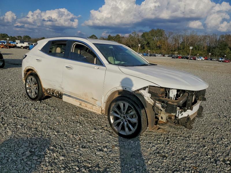 Foto 4 de la subasta – 2021 BUICK ENVISION con VIN LRBFZRR44MD065196