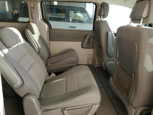 Photo 11 from auction – 2010 CHRYSLER TOWN & COU with VIN 2A4RR5D17AR348053