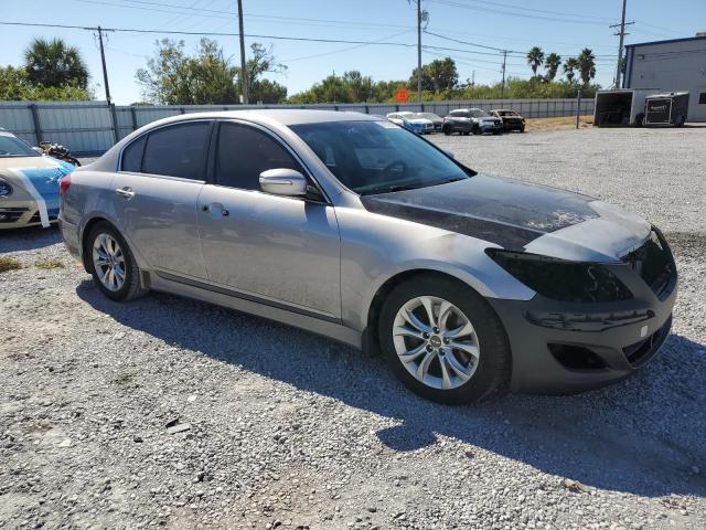 Photo 4 from auction – 2013 HYUNDAI GENESIS 3. with VIN KMHGC4DD2DU242020