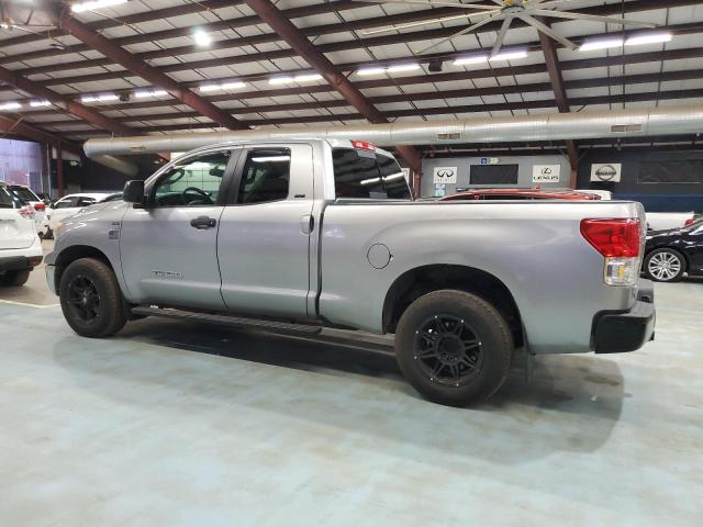 Photo 2 from auction – 2010 TOYOTA TUNDRA with VIN 5TFUM5F15AX005187