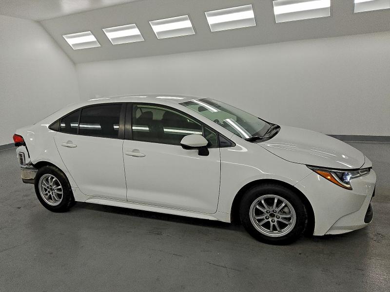 Photo 4 from auction – 2022 TOYOTA COROLLA LE with VIN JTDEAMDE4NJ038820