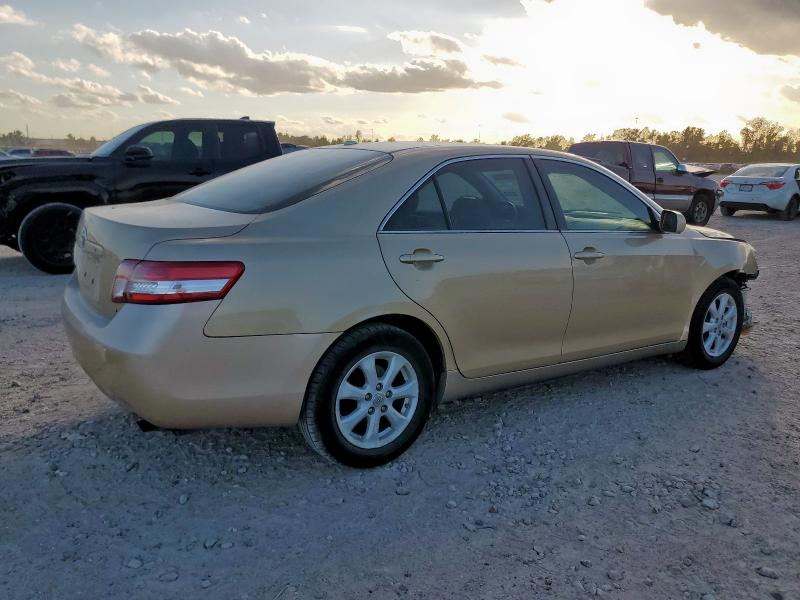 Photo 3 from auction – 2010 TOYOTA CAMRY BASE with VIN 4T1BF3EK3AU103518
