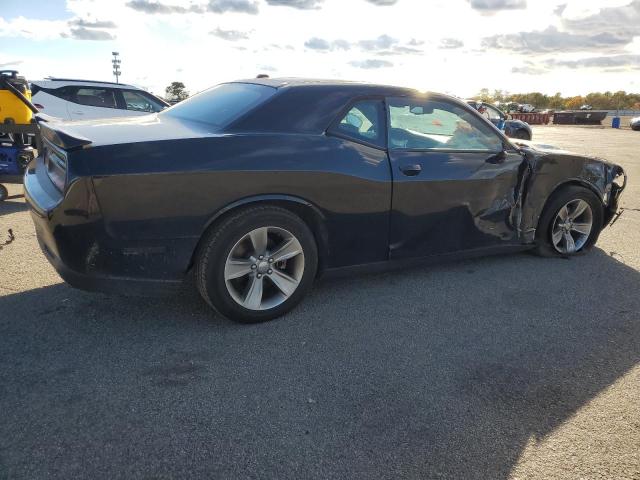 Photo 3 from auction – 2017 DODGE CHALLENGER with VIN 2C3CDZAGXHH501572