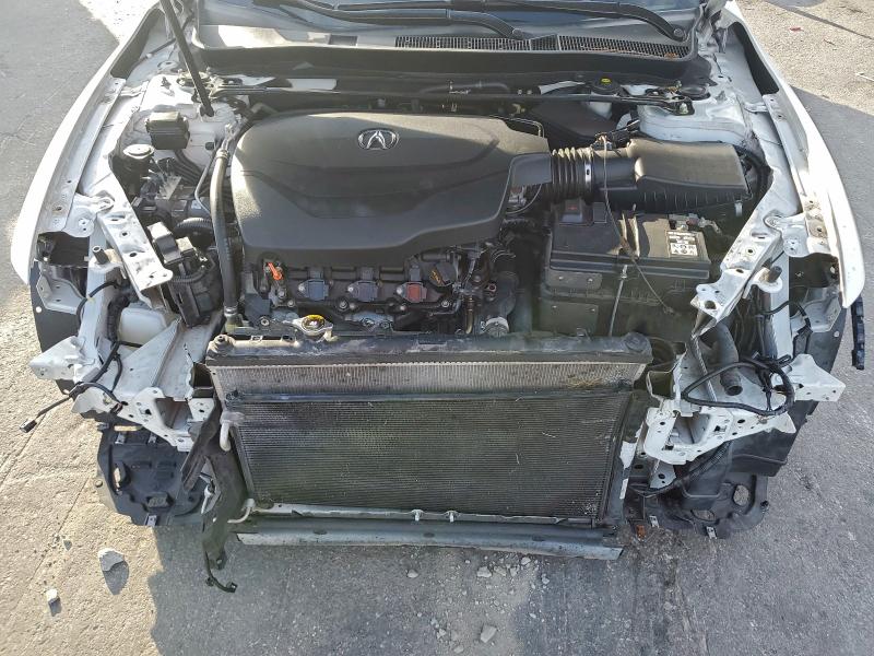 Photo 11 from auction – 2017 ACURA TLX with VIN 19UUB2F31HA006258