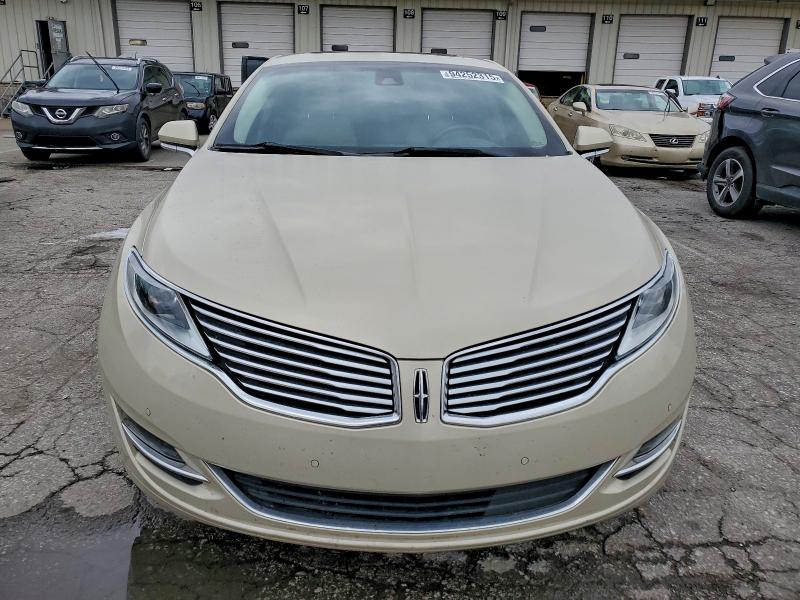 Photo 5 from auction – 2016 LINCOLN MKZ with VIN 3LN6L2G91GR611985