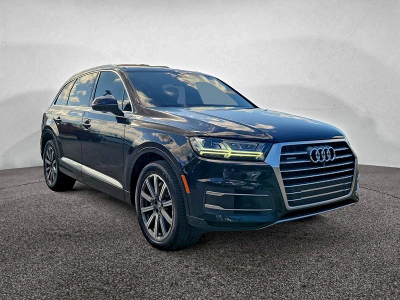AUDI Q7 PREMIUM 2019 with VIN WA1LAAF70KD001899 - Photo from auction