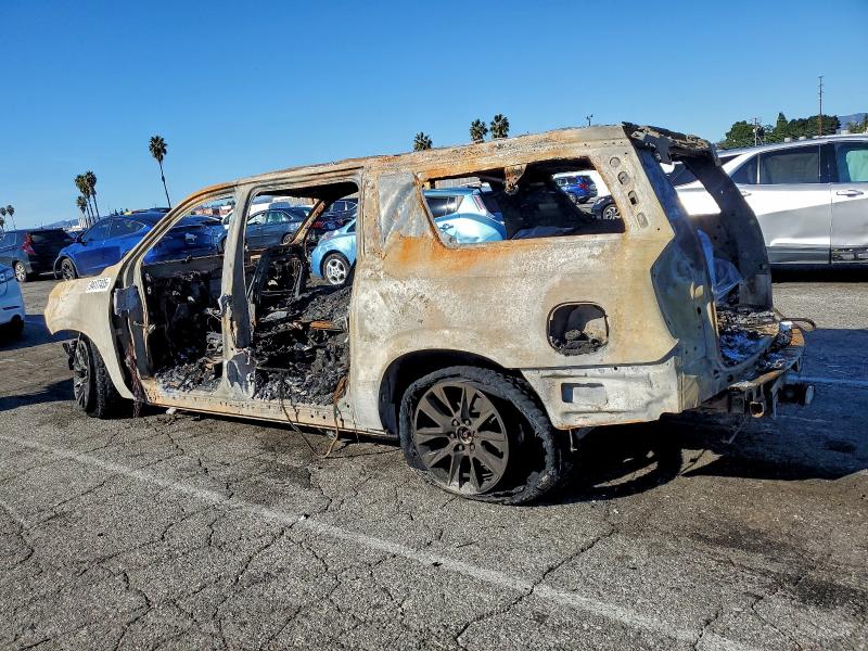 Photo 2 from auction – 2021 CHEVROLET SUBURBAN K with VIN 1GNSKDKD7MR275402