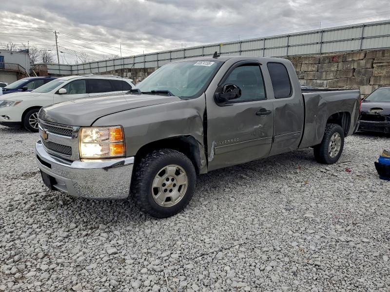 Photo 1 from auction – 2013 CHEVROLET SILVERADO with VIN 1GCRCSE06DZ157083