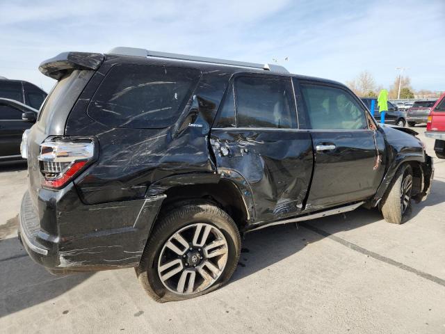 Photo 3 from auction – 2018 TOYOTA 4RUNNER SR with VIN JTEBU5JR2J5517212