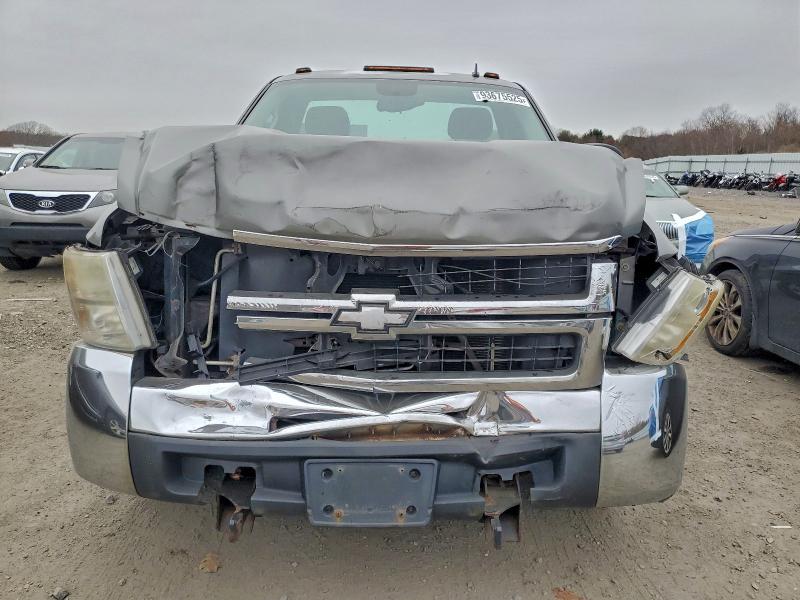 Photo 5 from auction – 2009 CHEVROLET SILVERADO with VIN 1GCHK44K79E126775