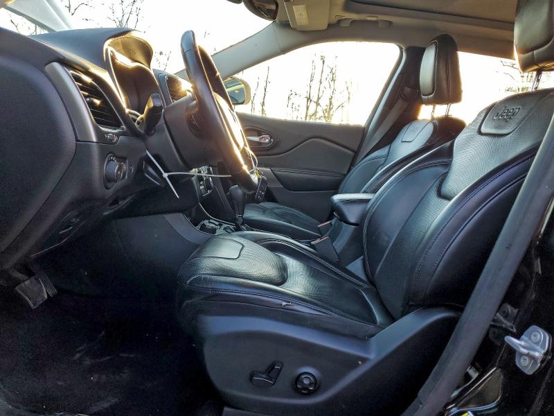 Photo 7 from auction – 2019 JEEP CHEROKEE with VIN 1C4PJMDN6KD192108