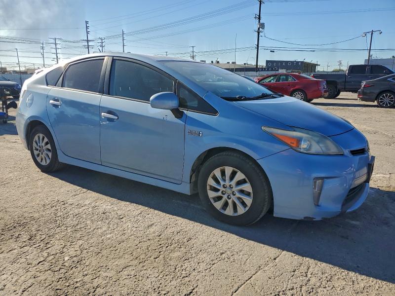 Photo 4 from auction – 2012 TOYOTA PRIUS PLUG with VIN JTDKN3DP8C3026707