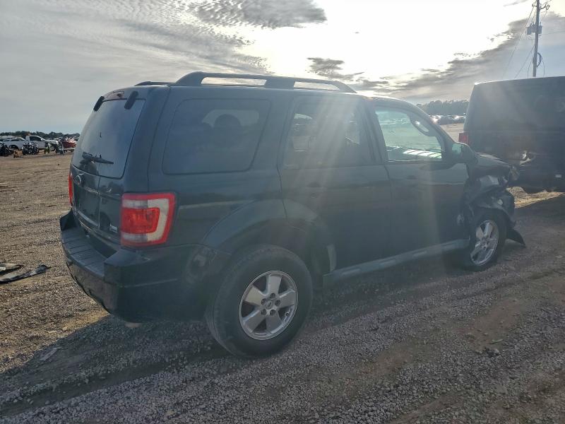 Photo 3 from auction – 2012 FORD ESCAPE XLT with VIN 1FMCU0DG5CKA16689