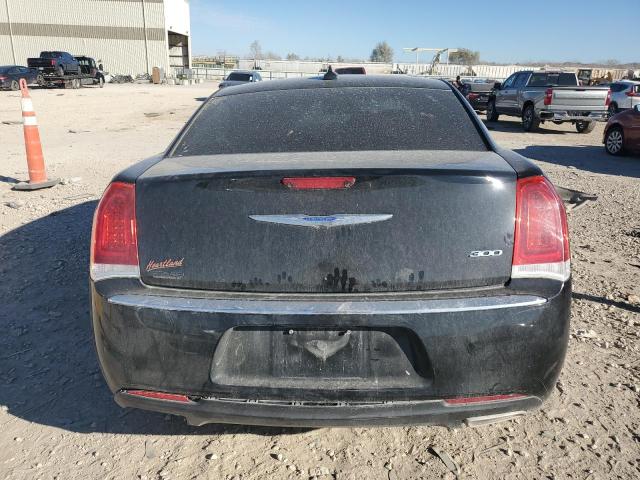 Photo 6 from auction – 2019 CHRYSLER 300 LIMITE with VIN 2C3CCAEGXKH537963