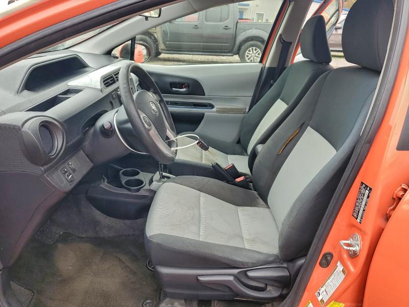 Photo 7 from auction – 2012 TOYOTA PRIUS C with VIN JTDKDTB38C1021926