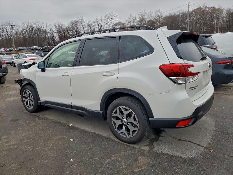 Photo 2 from auction – 2022 SUBARU FORESTER P with VIN JF2SKAEC0NH492910