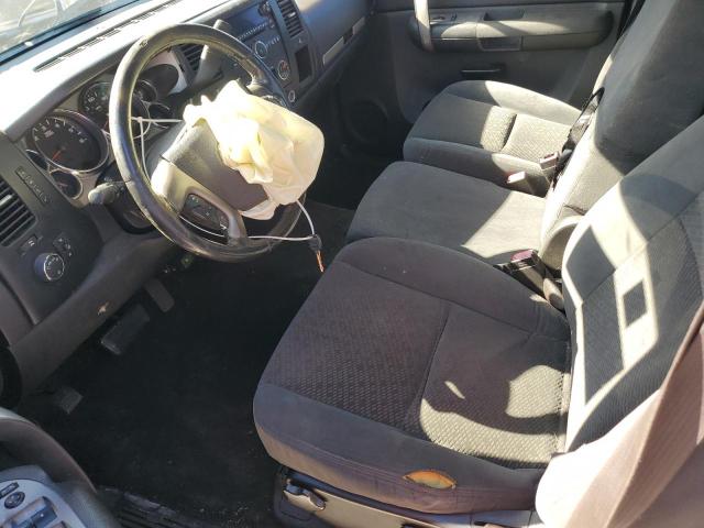 Photo 7 from auction – 2007 CHEVROLET SILVERADO with VIN 1GCEK19047E501950