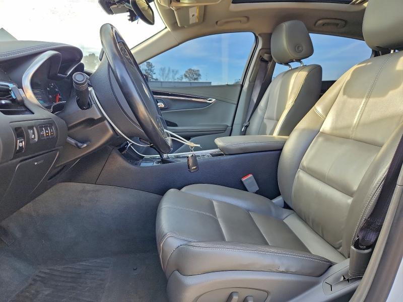 Photo 7 from auction – 2017 CHEVROLET IMPALA LT with VIN 2G1105S33H9116750
