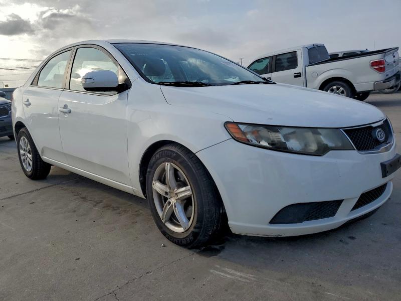 Photo 4 from auction – 2010 KIA FORTE EX with VIN KNAFU4A22A5859937