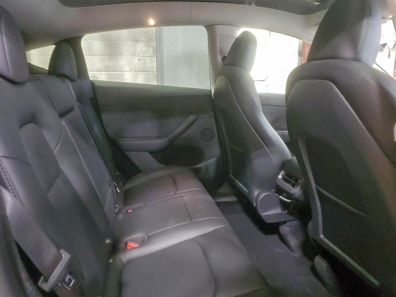 Photo 10 from auction – 2025 TESLA MODEL Y with VIN 7SAYGDEE0SA352574