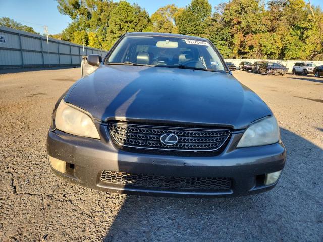 Photo 5 from auction – 2002 LEXUS IS 300 with VIN JTHBD192820045020