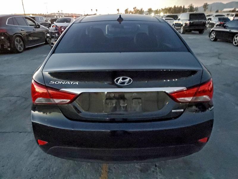 Photo 6 from auction – 2014 HYUNDAI SONATA SE with VIN 5NPEC4AC3EH854004