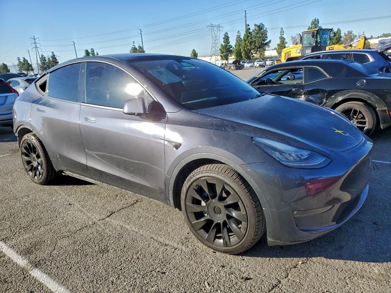 Foto 4 de la subasta – 2021 TESLA MODEL Y con VIN 5YJYGAEE2MF199777