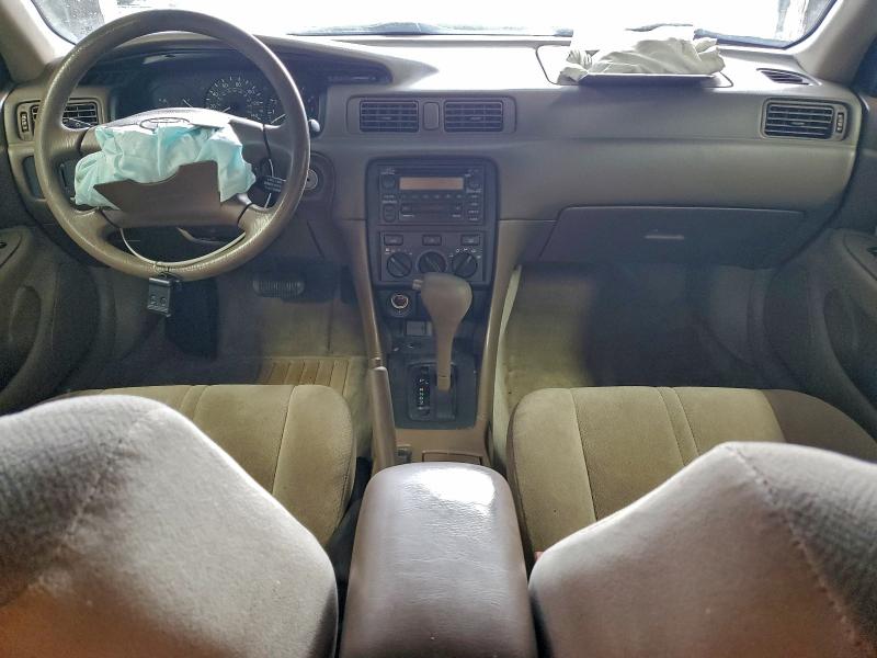 Photo 8 from auction – 2001 TOYOTA CAMRY with VIN 4T1BG22K41U836592