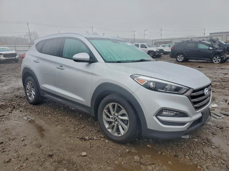 Photo 4 from auction – 2016 HYUNDAI TUCSON LIM with VIN KM8J33A45GU095085