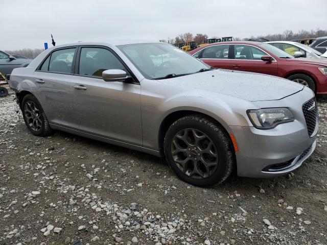 Photo 4 from auction – 2016 CHRYSLER 300 with VIN 2C3CCAGG8GH239108