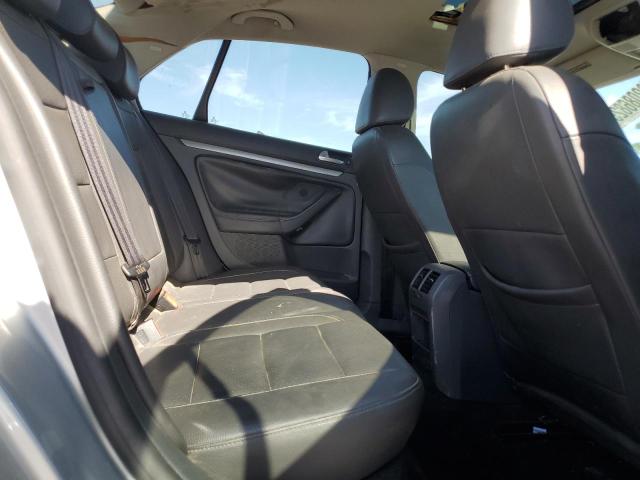 Photo 10 from auction – 2007 VOLKSWAGEN JETTA WOLF with VIN 3VWEF71K87M185206