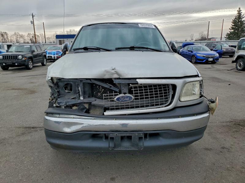 Photo 5 from auction – 2001 FORD F150 with VIN 2FTRX17W91CA71761