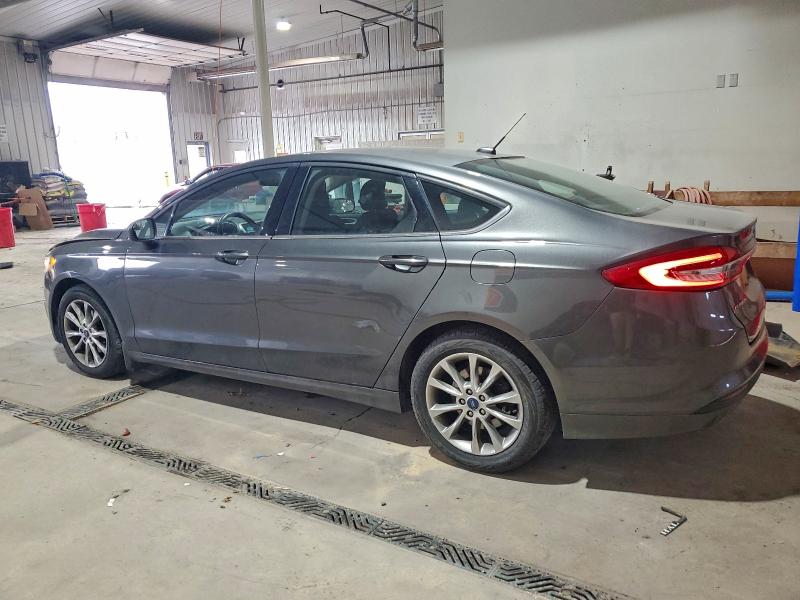 Photo 2 from auction – 2017 FORD FUSION with VIN 3FA6P0HD8HR304840