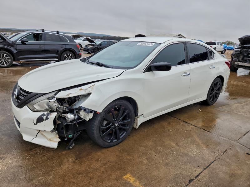 NISSAN ALTIMA 2.5 2017 with VIN 1N4AL3AP1HC224337 - Photo from auction