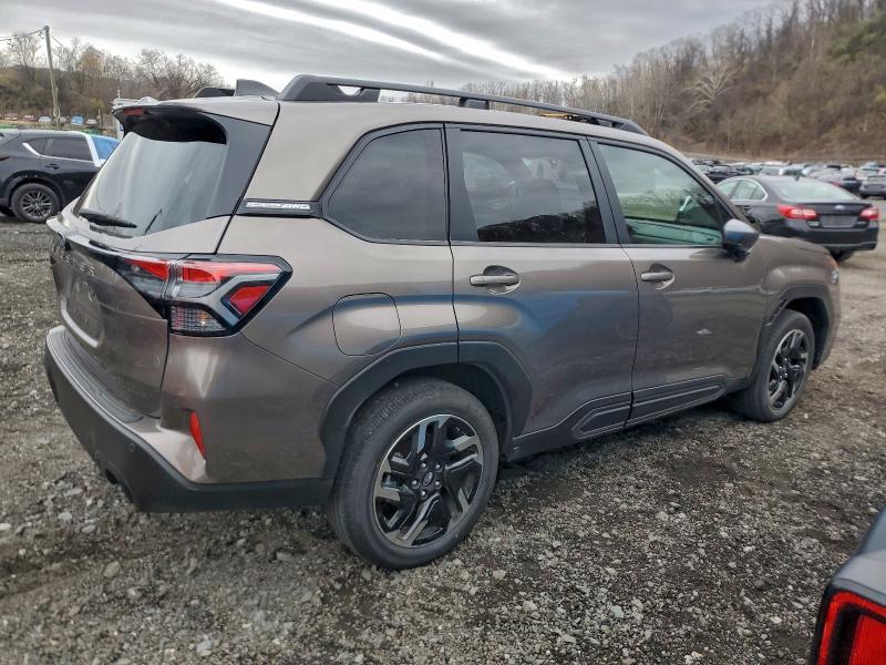 Photo 3 from auction – 2025 SUBARU FORESTER L with VIN JF2SLDRCXSH490876
