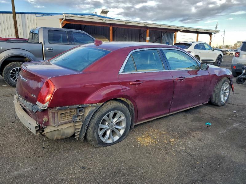 Photo 3 from auction – 2016 CHRYSLER 300 LIMITE with VIN 2C3CCAAGXGH252693
