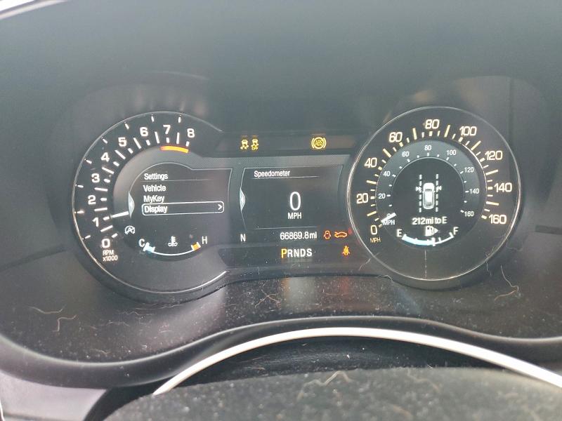Photo 9 from auction – 2017 LINCOLN MKC RESERV with VIN 5LMCJ3D9XHUL35137
