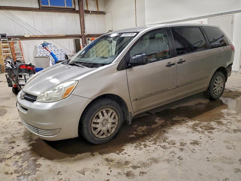 TOYOTA SIENNA CE 2005 with VIN 5TDZA29C45S266770 - Photo from auction