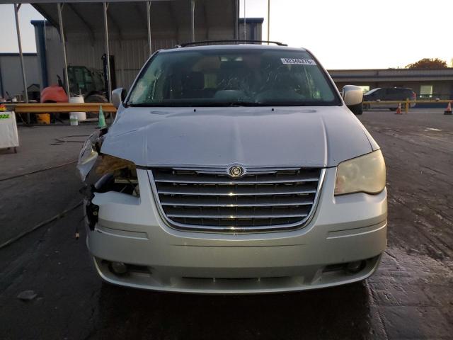 Photo 5 from auction – 2008 CHRYSLER TOWN & COU with VIN 2A8HR54P38R682685