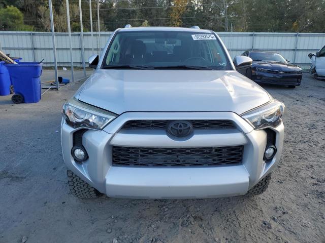 Photo 5 from auction – 2016 TOYOTA 4RUNNER SR with VIN JTEBU5JRXG5376950