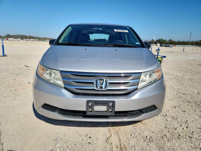 Photo 5 from auction – 2013 HONDA ODYSSEY EX with VIN 5FNRL5H46DB019548
