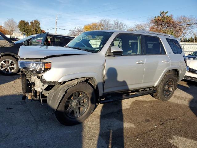 صورة رقم 1 من المزاد - 2015 TOYOTA 4RUNNER SR مع VIN JTEZU5JR2F5093679