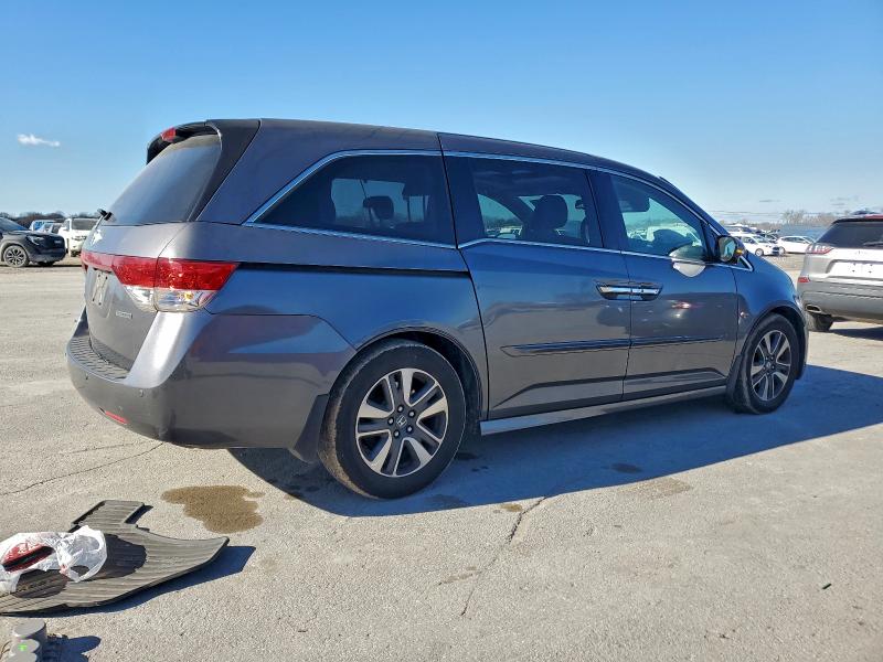 Photo 3 from auction – 2017 HONDA ODYSSEY with VIN 5FNRL5H95HB004413