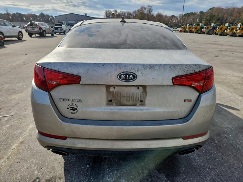 Photo 6 from auction – 2011 KIA OPTIMA LX with VIN KNAGM4A71B5084421