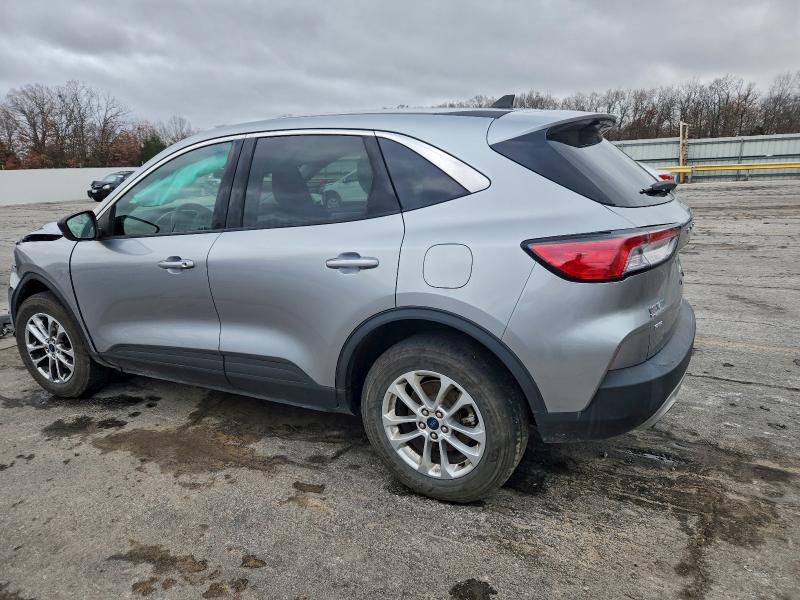Photo 2 from auction – 2022 FORD ESCAPE with VIN 1FMCU9G66NUC03258