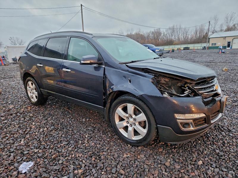 Photo 4 from auction – 2016 CHEVROLET TRAVERSE with VIN 1GNKRGKD0GJ142139