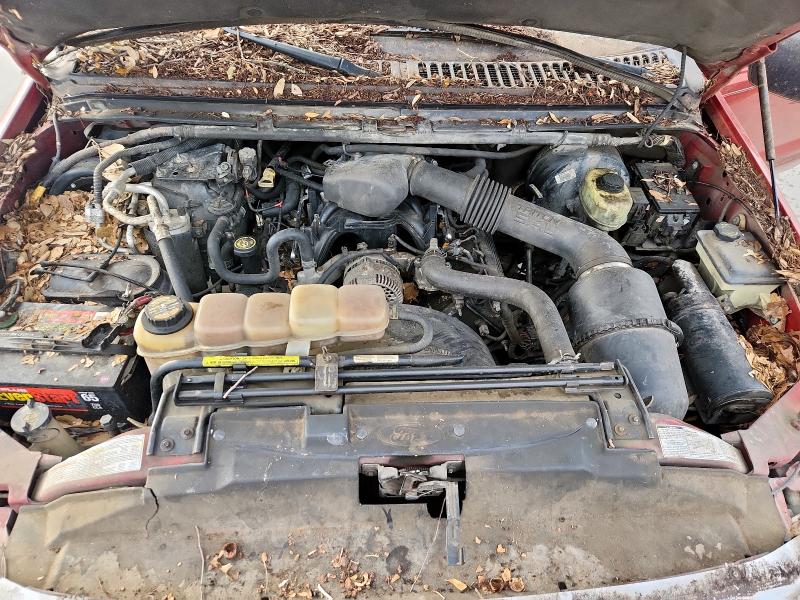 Photo 12 from auction – 2000 FORD EXCURSION with VIN 1FMNU40L5YEA63875