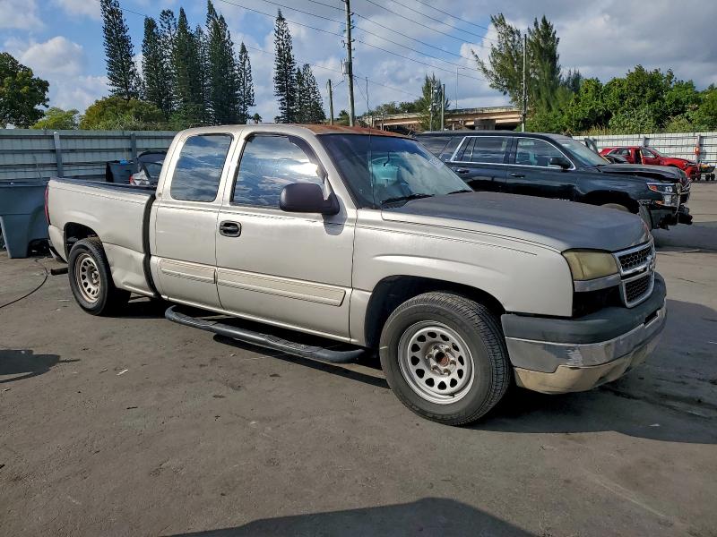 Photo 4 from auction – 2004 CHEVROLET SILVERADO with VIN 1GCEC19V54Z203551