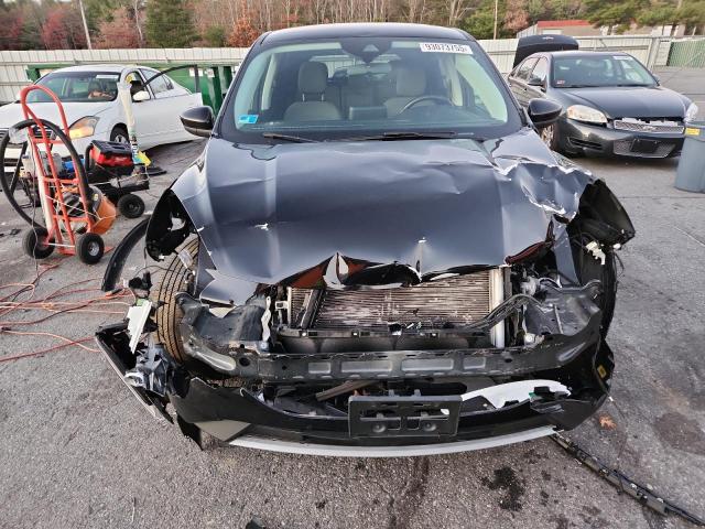Photo 5 from auction – 2021 FORD ESCAPE with VIN 1FMCU9G64MUB20510